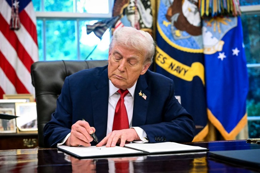 Trump signs executive order to facilitate TikTok deal