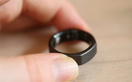 Oura Health, Oura Ring, Tom Hale, Oura IPO, health tech, wearable devices, fitness tracking, data privacy, health data security, New York Times interview, Oura valuation, Trump administration, sleep tracking, wearable technology, 2025 tech news