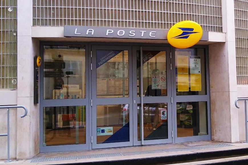 France’s Postal and Banking Services Disrupted by Suspected DDoS Attack