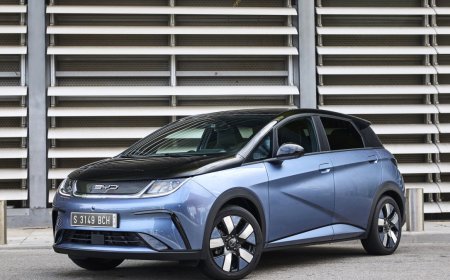 Chinese EVs inch closer to the US as Canada slashes tariffs