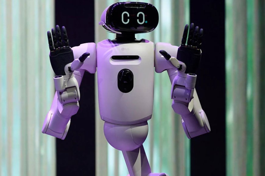 I met a lot of weird robots at CES — here are the most memorable