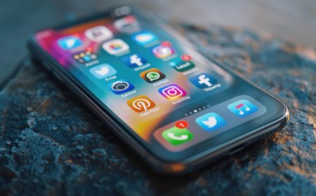 Karnataka moves toward banning social media access for users under 16 in India
