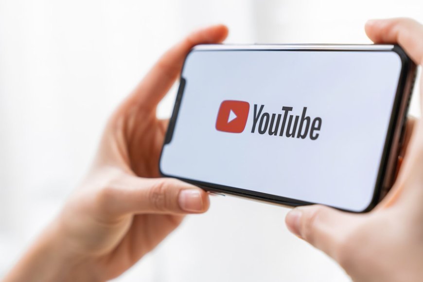 YouTube tests AI search feature with guided answer results